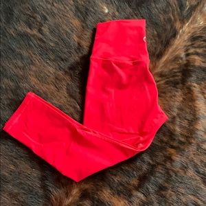 Red Ascend Hi-Rise Capri 20"